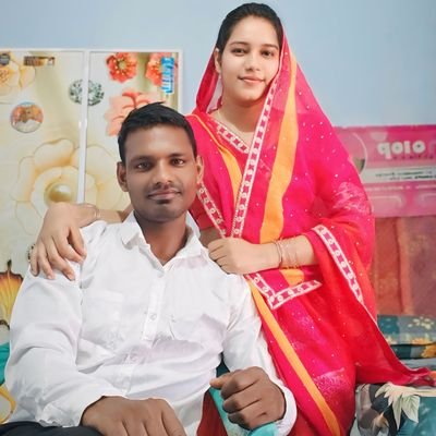 गरीब, बंदी छोड़ दयाल जी, तुम लग हमरी दौड़।
जैसे काग जहाज का,सुझत और न ठौर।।