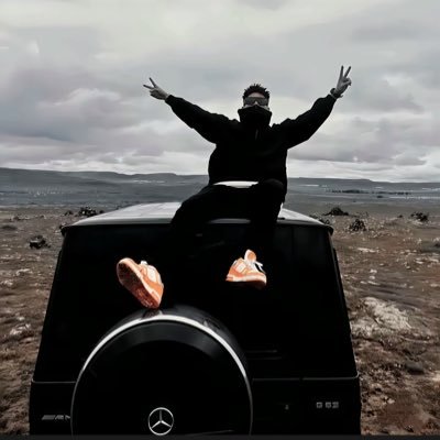 XiaoChen12226's profile picture. 