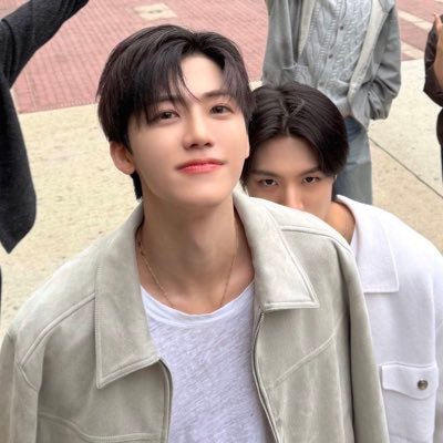 ◜·̫◝♡ ꒰ 𝚜𝚎𝚟𝚎𝚗𝚝𝚎𝚎𝚗 ♡ 𝚗𝚌𝚝 ♡ 𝚝𝚛𝚎𝚊𝚜𝚞𝚛𝚎 ♡ 𝚊𝚗𝚝𝚘𝚗 𝚛𝚒𝚒𝚣𝚎 ꒱ ꙳ 🎀 | 𝚏𝚊𝚗 𝚊𝚌𝚌𝚘𝚞𝚗𝚝