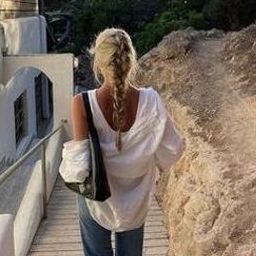 Orbruixie14412's profile picture. 