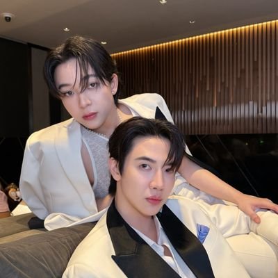 ทีมแฟน มกบ #แม็กกี้บาส #6CODE
#บาสเด็กอ้วนที่แท้จริง #maxky_rp #basjtr #หยิ่นวอร์ #yinyin_anw #warwanarat
#รีววจอยขายของทุกชนิด #รีวิวจอยขายของทุกชนิด