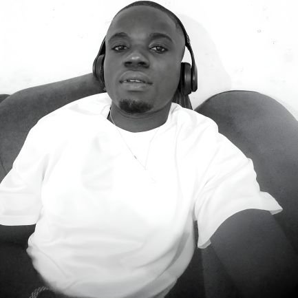 Alekizd's profile picture. Thinker