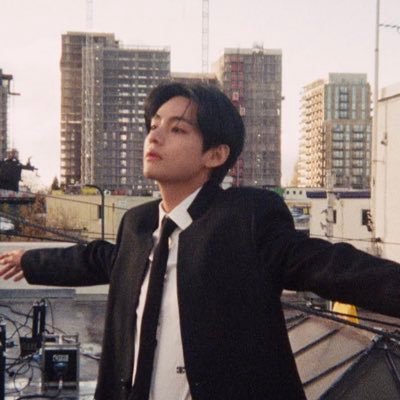 taeluvii's profile picture. ukr/eng || she/her || infp || army2019