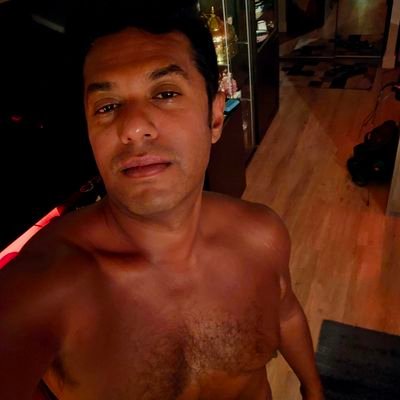 Proud Gay of Colour. proud Canadian. DEI supporter. MAGA morale crusher. unapologetically progressive and liberal. utterly shameless and often shirtless