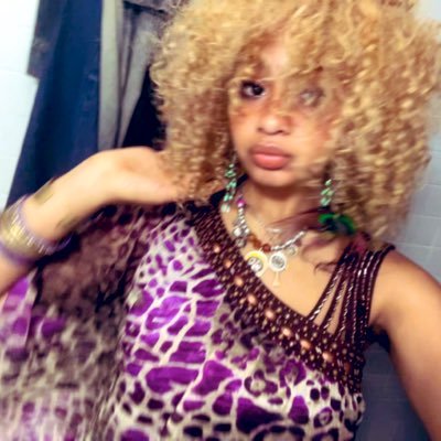 🦚🏄🏽♀️ ℮🥥☮️spongebarbie leopard dans ma cabane dans la forêt j’écoute sega bodega sous les étoiles je suis en paix 🔮I fw lesbians, horses and dolls 🫚🪸🍇