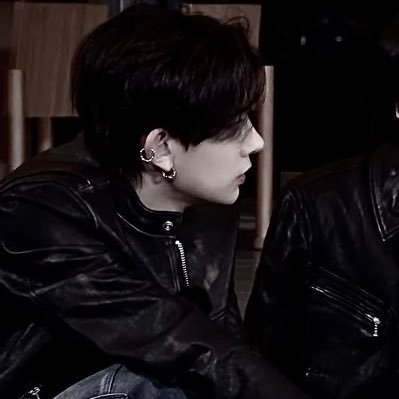 alvarenth's profile picture. spoiled shit happens