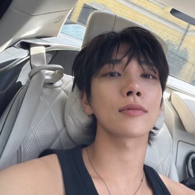 beombeiroz's profile picture. #민지 = home.