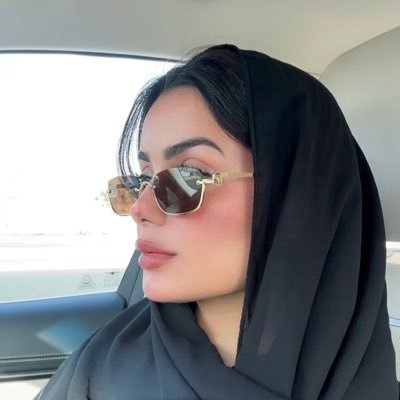 https://t.co/r8JDG3Ejz5 | قَمَرٌ تَوَسَّطَ جُنْحُ لَيْلٍ أسْوَدِ |#KAU