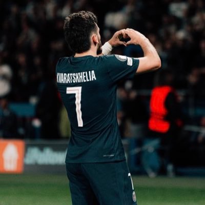 n0_name_needed's profile picture. ❤️💙