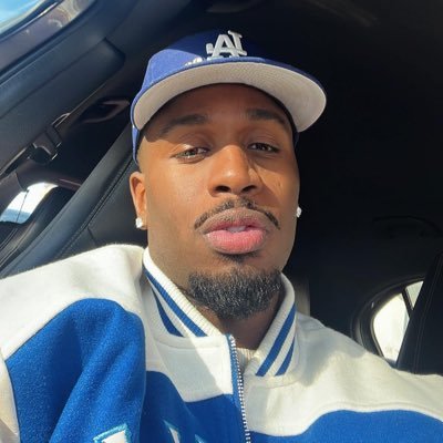 arizonathe44629's profile picture. 