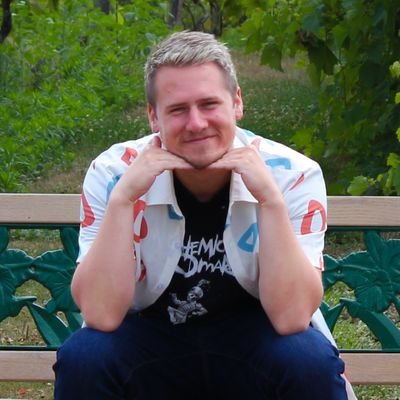 Opinions shared are not my own, they belong to you and your employer.
Part-time YouTuber, full-time fool