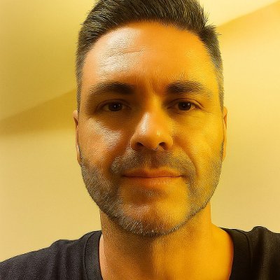 burnthemboats's profile picture. 