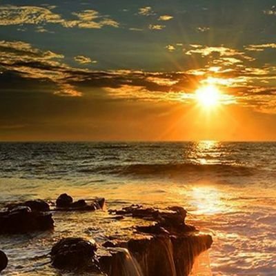 Seni harekete geçirmeyen iman Sırat'tan geçirir mi sanırsın.?