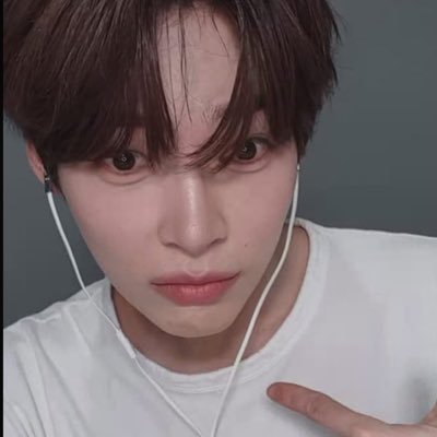 star9yes's profile picture. you never know when thanos will strike us and i think about that often