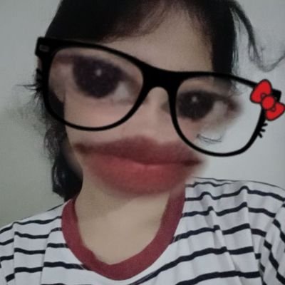yourlyn_28's profile picture. 𓂃۶ৎ