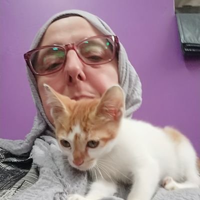 EbruliAnne's profile picture. Annelik en çok sevdiği unvanı. Zahirde inşaat teknisyeni, batında gönül inşası sevdalısı, dünya ve ötesi meraklısı.