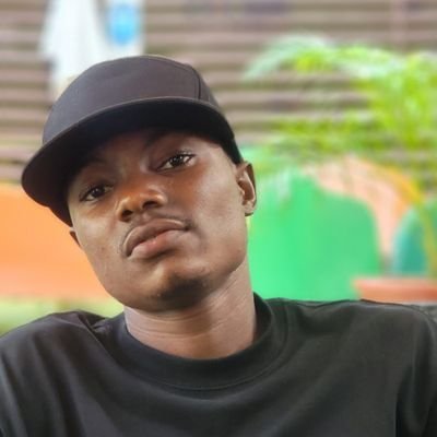 Aluminum fabricator, Wizkid fc,die hard Manchester United fan.