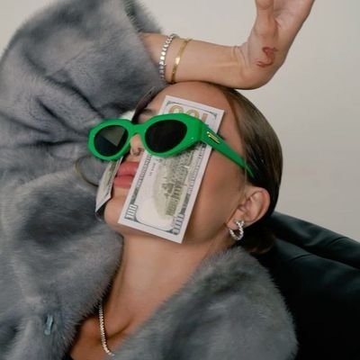 Como_meta's profile picture. Girl With Vibes + Web³ Enthusiast + Alone + Step By Step Grow