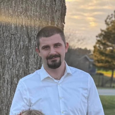 dat_boi_dbo's profile picture. • College Football Enthusiast              •Georgia Bulldog Fanatic