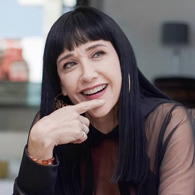 “La felicidad no llega a ti, la felicidad se persigue” ✨| Susana Zabaleta • AG • VM • KG • AA • KDC