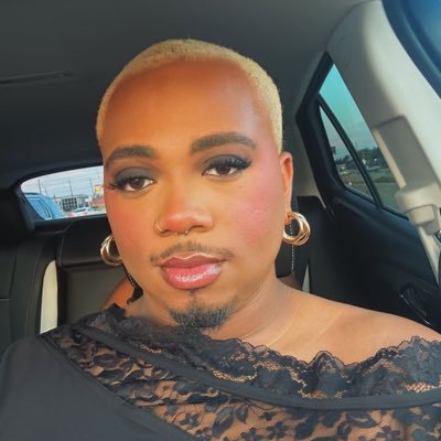 𝟝𝟝𝟝 •25• they/he• black trans lives matter• 🏳️🌈• ♈️• tamu alum• @f0rbiddenchris