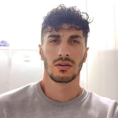 Mustiing34's profile picture. 🟨Yeni Hesap🟨Ana hesap geçici askıda.