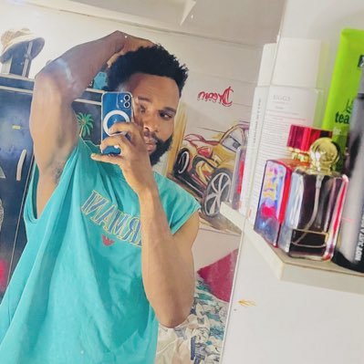 PROUDLY MUSLIM👨🎨 if u stress me I will run😩 proudly wizkid fc🦅🦅🦅🦅for the love of @chelsea fc under the influence of CR7😈m#