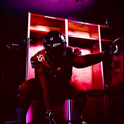 LandoManchu's profile picture. 6’0// Center // C/o 2028 // // 4.0 GPA //Football North // Head Coach @coachlalonde_  // https://t.co/7f8rAq6ief