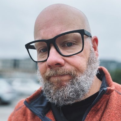 IrishExit1971's profile picture. 