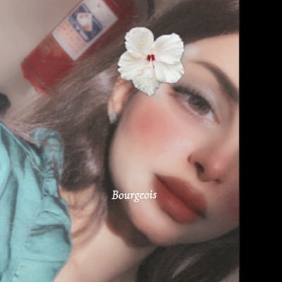 لست مصَابة بـ داء العظّمة انا العظّمة ب حد ذاتها