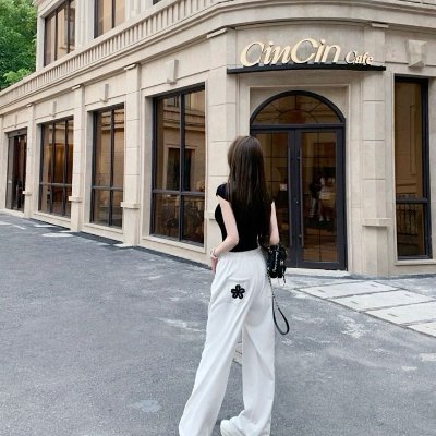 djDSIf5HOnz70Wd's profile picture. Life is a journey filled with stories. 🌟