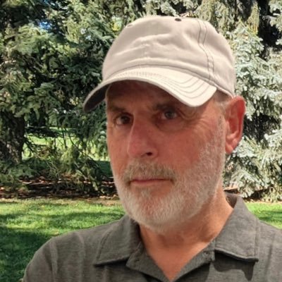 Father/US Army Veteran/Born 27/6/53 #SpringfieldMA lives #MontrealQC. Author #NoMorePartying #ThePapalBull If we dream we live forever. Ask $= Blocked