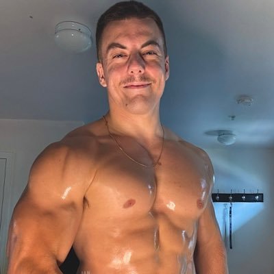 31 | Straight | Top 2% on OF 🔞| Everyone is always welcome 🏳️⚧️🏳️🌈