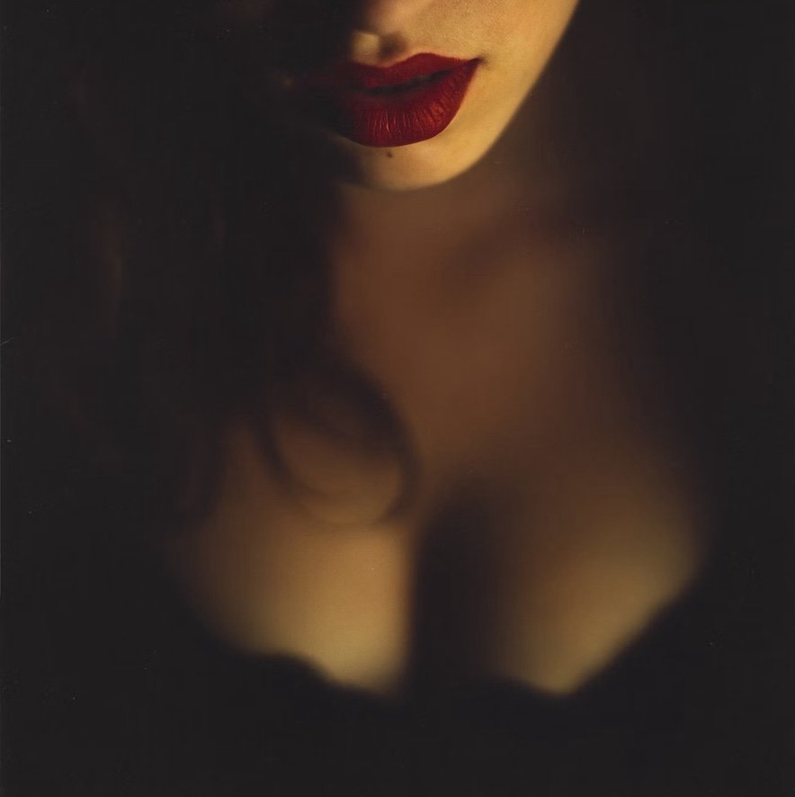 New spicy writer testing the waters. NO AI. Domme tendencies, switchy and bratty. I won't call you daddy, but you can't uncall me mommy.💋 18+ not looking