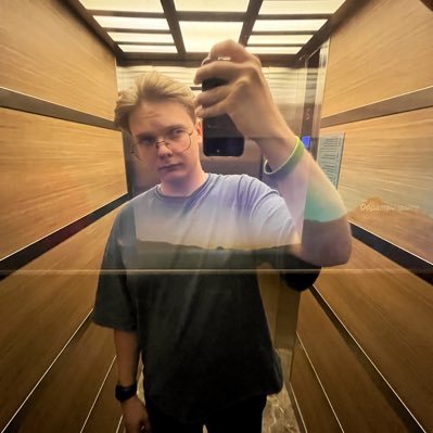 arssukh's profile picture.