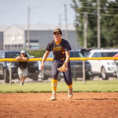 haelyhagemann25's profile picture. McPherson High School | Kansas Shockers💛🖤 | Butler CC💜🐻