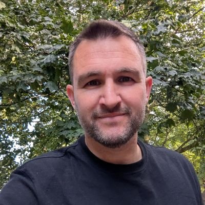 All we have to decide is what to do with the time that is given to us.
Eric. Test Cricket🏏 MUFC 🔴 Songwriter 🎹 Running🏃♂️ Craft Beer 🍺 Wine🍷