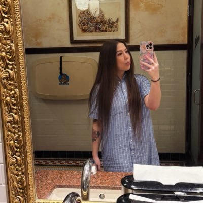 glotusflwr's profile picture. Gabriella ॐ 31 ◑ ~ Mexicana x Filipina