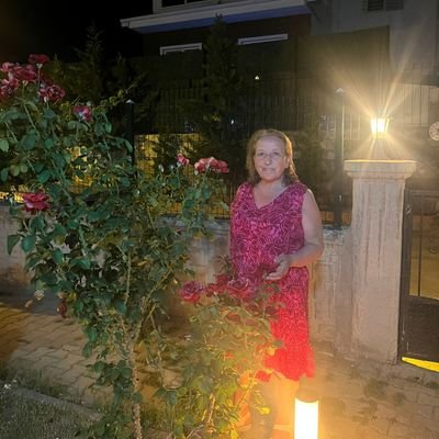 Nurcihan1919's profile picture. Disk