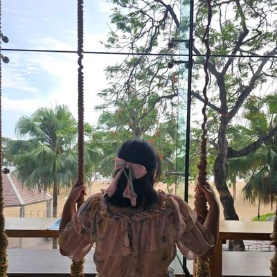 mnlightberry's profile picture. a lil place where i scream into the void. rq 👌 // mdni