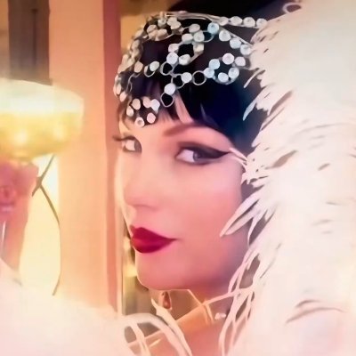 A showgirl knows to save some of her best tricks for the grand finale… | TN x1