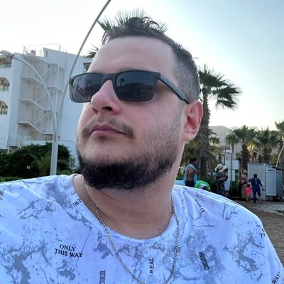 ozankahraman_'s profile picture. Software Engineer