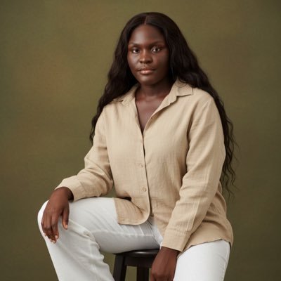 datbigblackgurl's profile picture. Designer | Writer | Pharmacist mind; Poet heart ❤️‍🔥 Chronic creative, full-time lover.