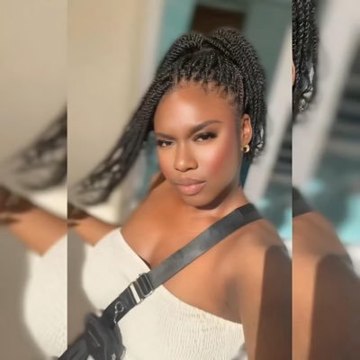 if we’re not monsters, we’re food, and I could never be food.. ‼️🧟♀️ 🇭🇹.