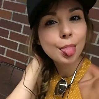 AbottLorie55302's profile picture. ❤️🤍❤️