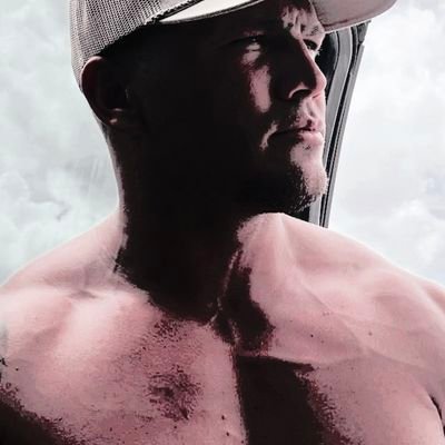 TheDeafLeppard's profile picture. NOT @MylesBorne_WWE. | I want to be known for my ability not my disability. Even when partially deaf, I still can kick your ass.