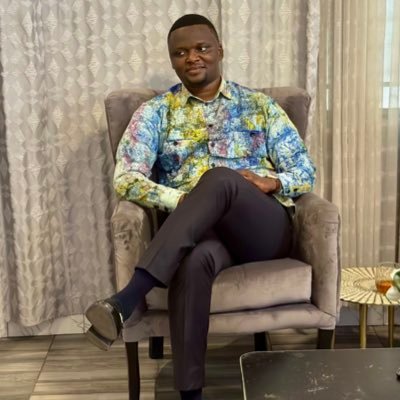 muanza_stone's profile picture. Médical Doctor 👨🏾‍⚕️ 🏥🩺 | Passionné de santé publique & action humanitaire 🌍 | Engagement pour les plus vulnérables ❤️