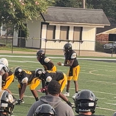 QB | Class of 2029 📏 6’2 | ⚖️ 170 lbs 📍 Irmo High (SC) 📚 GPA: 3.24 📧 zhyianh@icloud.com