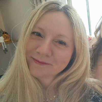 Carer🩵 ++vibes + banter, ✨INFJ✨❤️Book lover/Reader, Old Movies,Science🩷Often found London bound or Cornwall♥️Ballet,Theatre Politics, Dogs, ♥️loved💍✨♥️