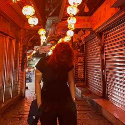 jujuRbsio_'s profile picture. Fortis et liber. ⓙ ASTROPHILE ☆ | 💛